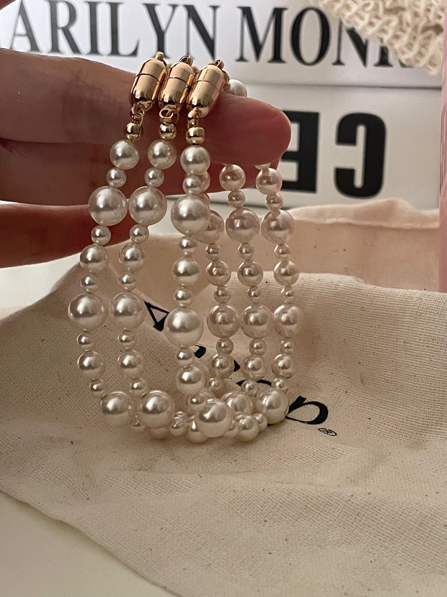 Mixed Bead Magnet Buckle Bracelet