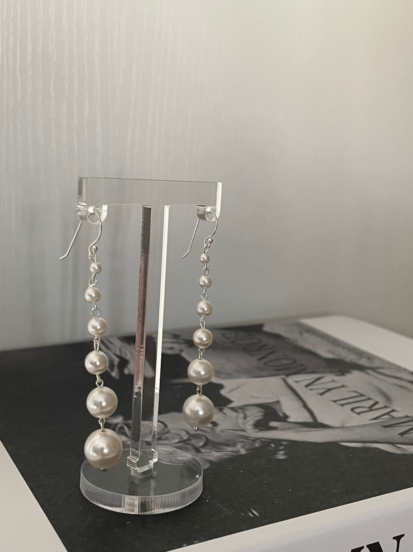 Interlock Drop&Dangle Pearl Earrings