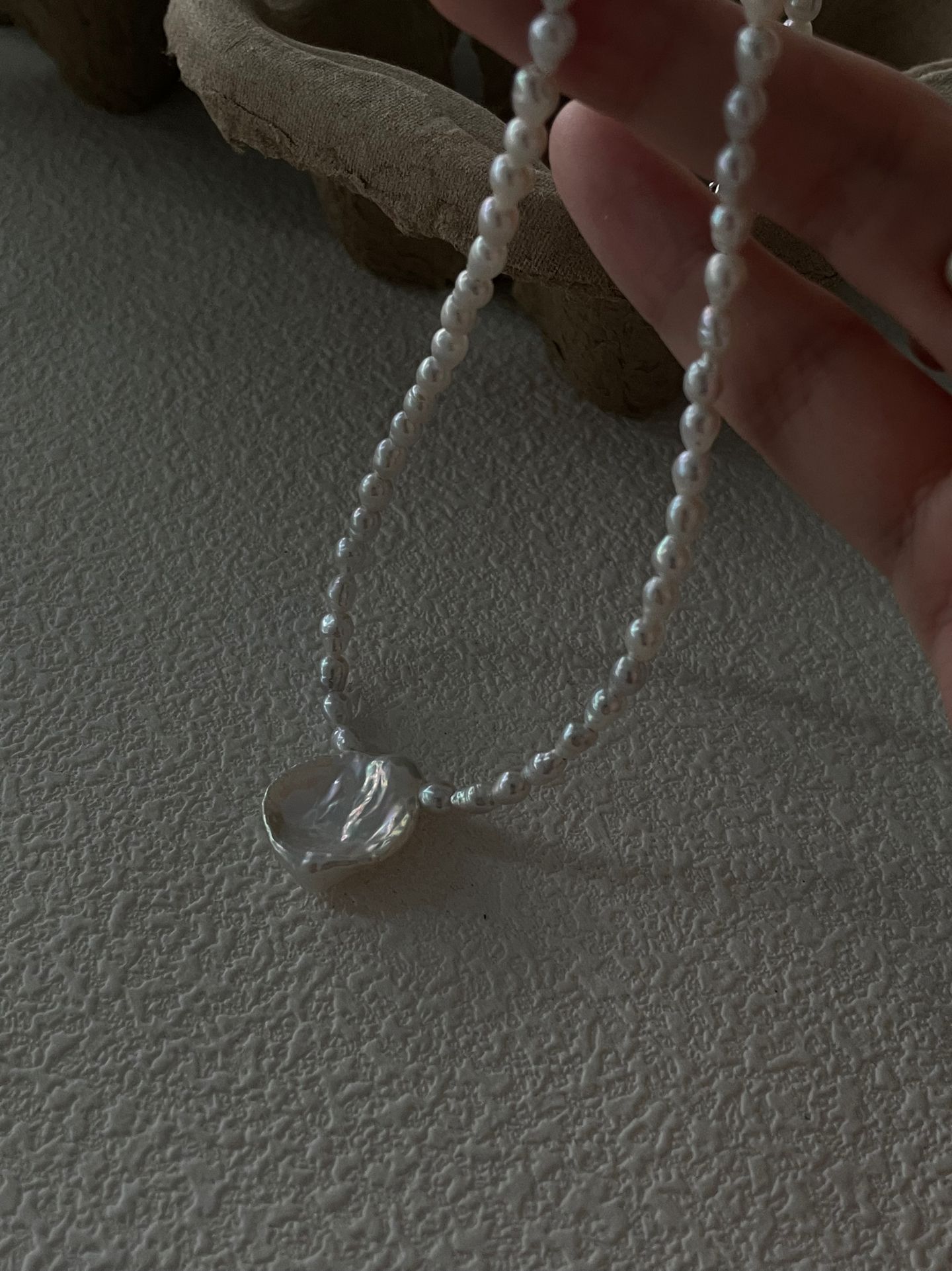 Small Bulb Petal Necklace