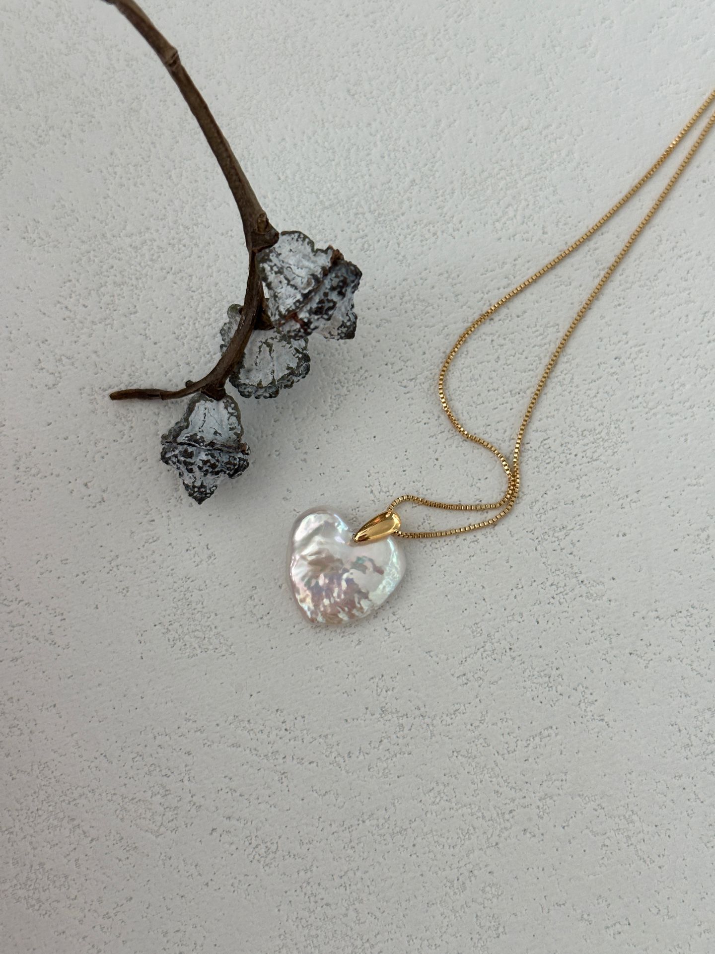 Gold Chain Heart-shape Pearl Necklace